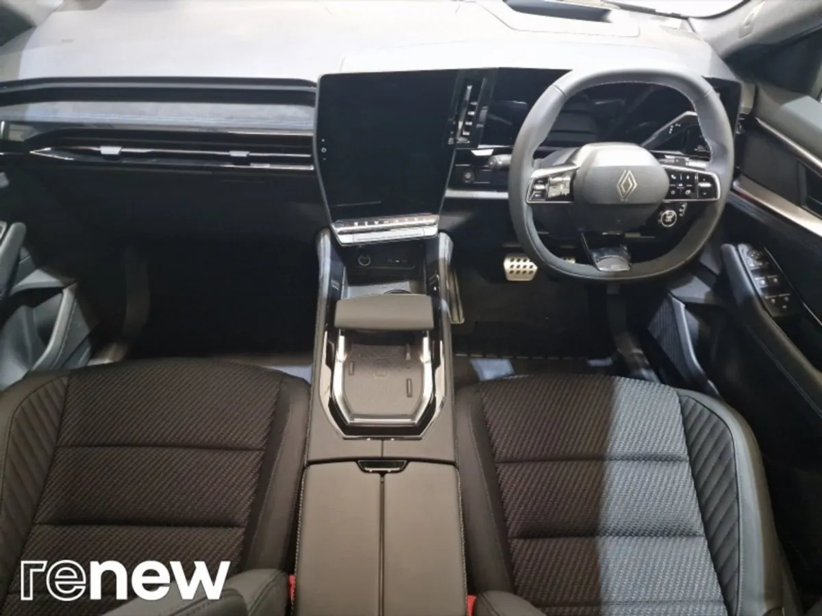 Renault Austral Iconic Esprit Alpine - Image 3