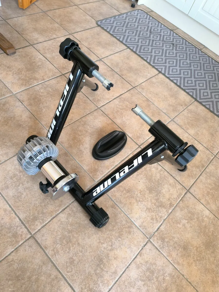 Lifeline TT-02 Fluid Trainer - Image 3