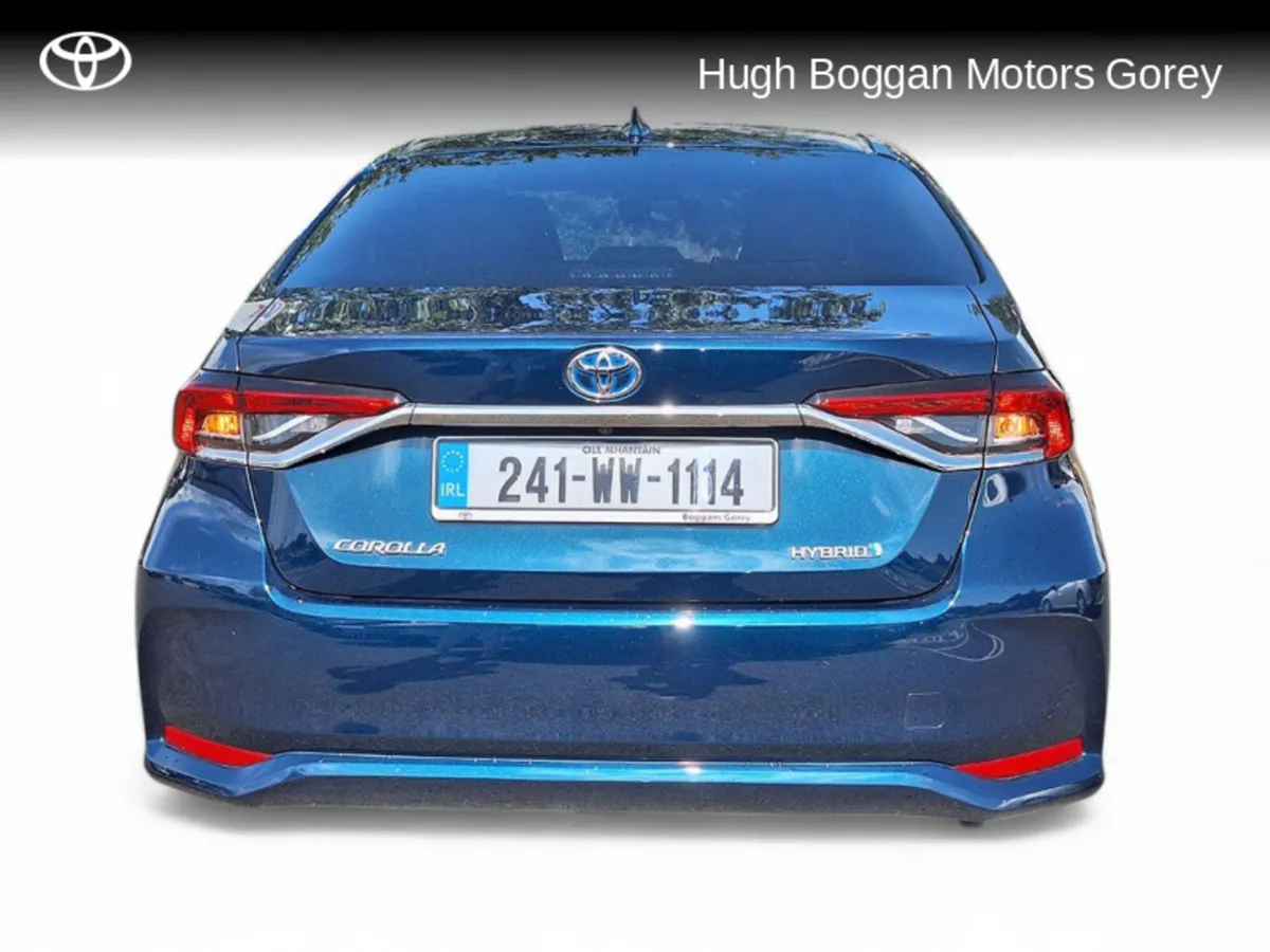 Toyota Corolla LUNA SPORT SALOON 4DR - Image 4