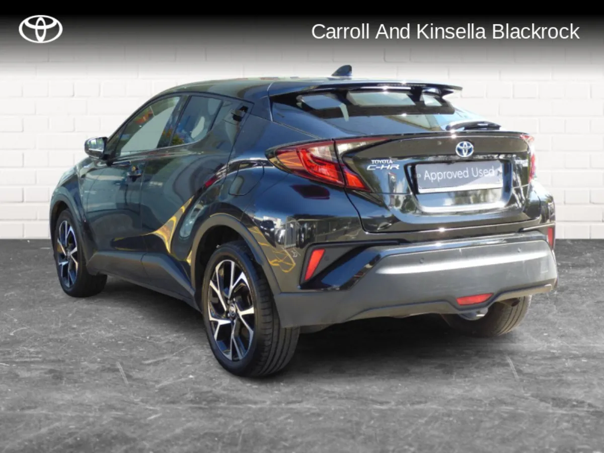 Toyota C-HR Hybrid Sport - Image 3