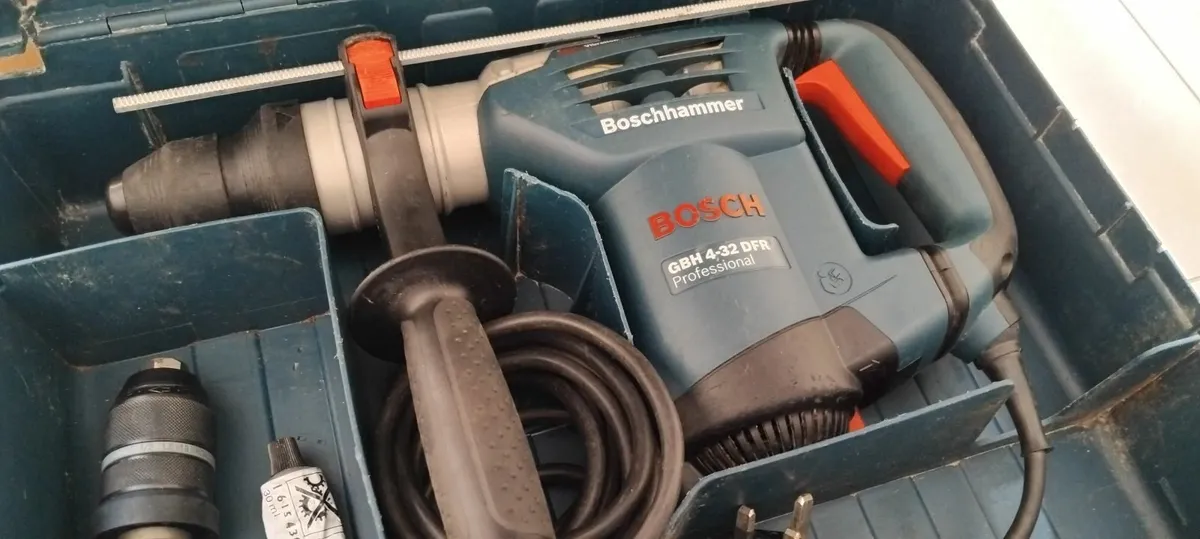 Bosch GBH 4-32 DFR Sds+ 3 Mode 240v - Image 2