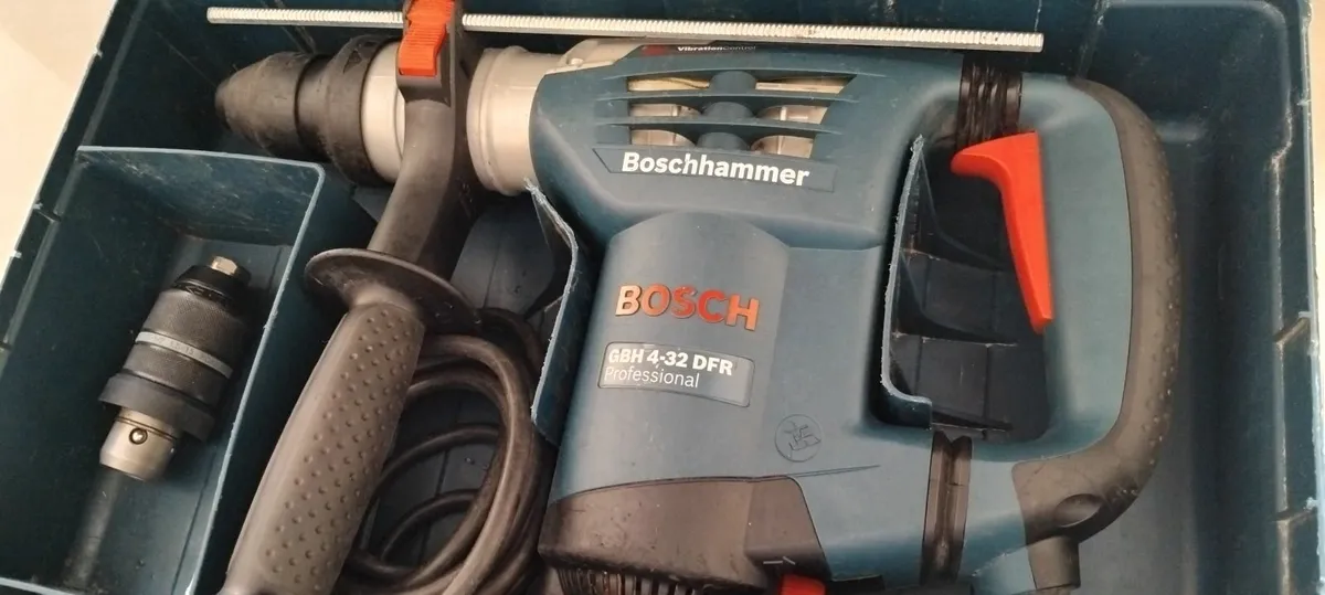 Bosch GBH 4-32 DFR Sds+ 3 Mode 240v - Image 3