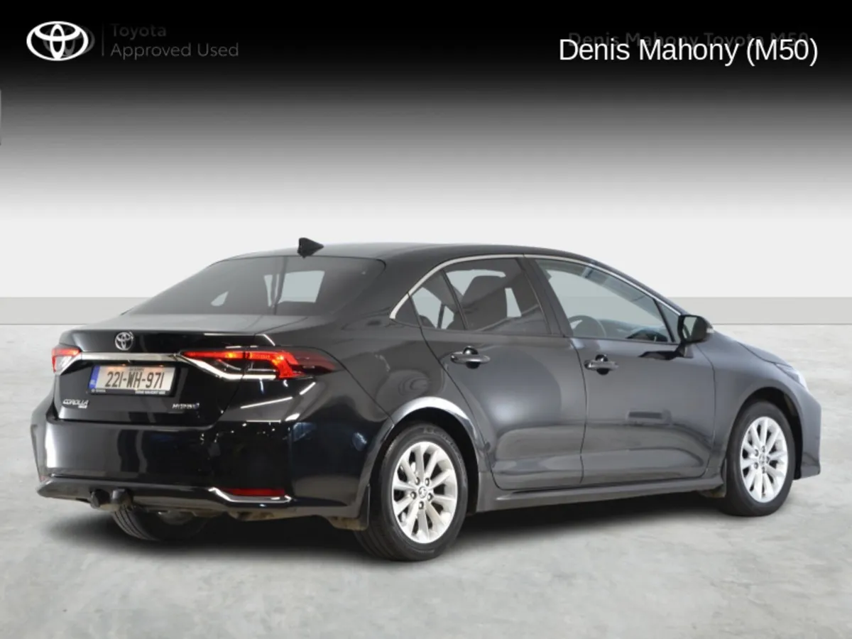 Toyota Corolla Hybrid Luna Auto - Image 2