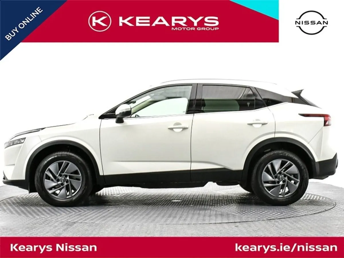 Nissan QASHQAI 1.3 PET Mild Hybrid SV - 1 Owner - - Image 4