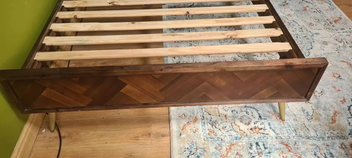 bed - Image 4