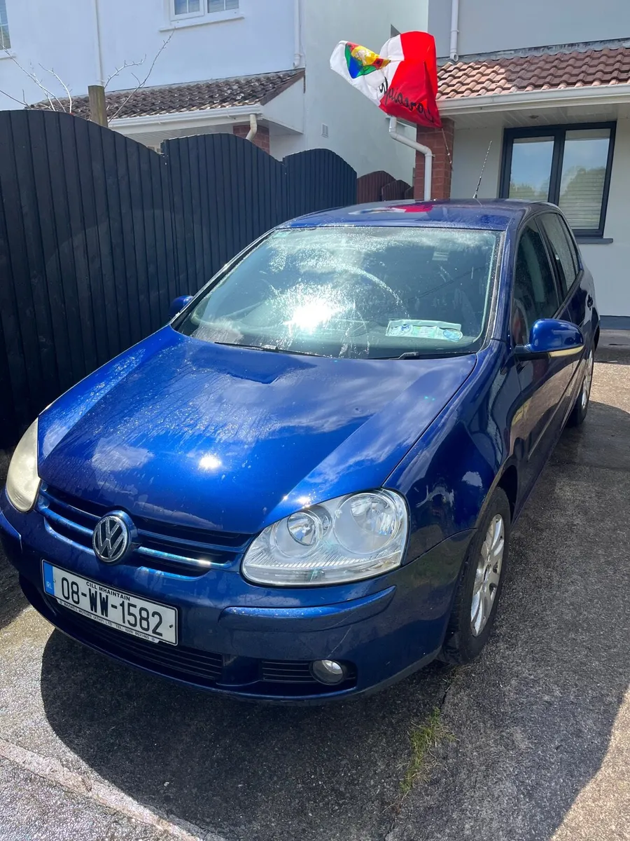 2008 Volkswagen Golf - Image 1