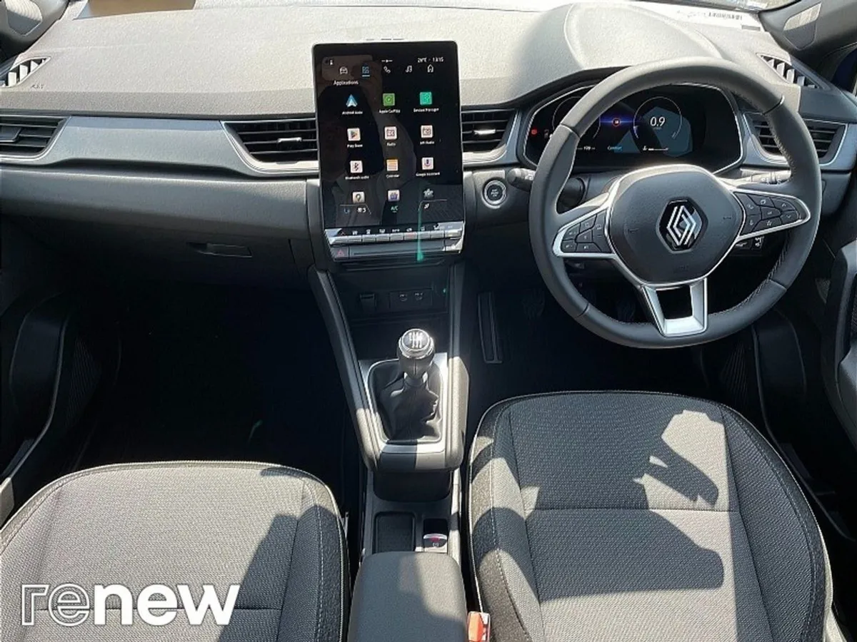 Renault Captur Techno 1.0 TCE 90 BHP - Image 2