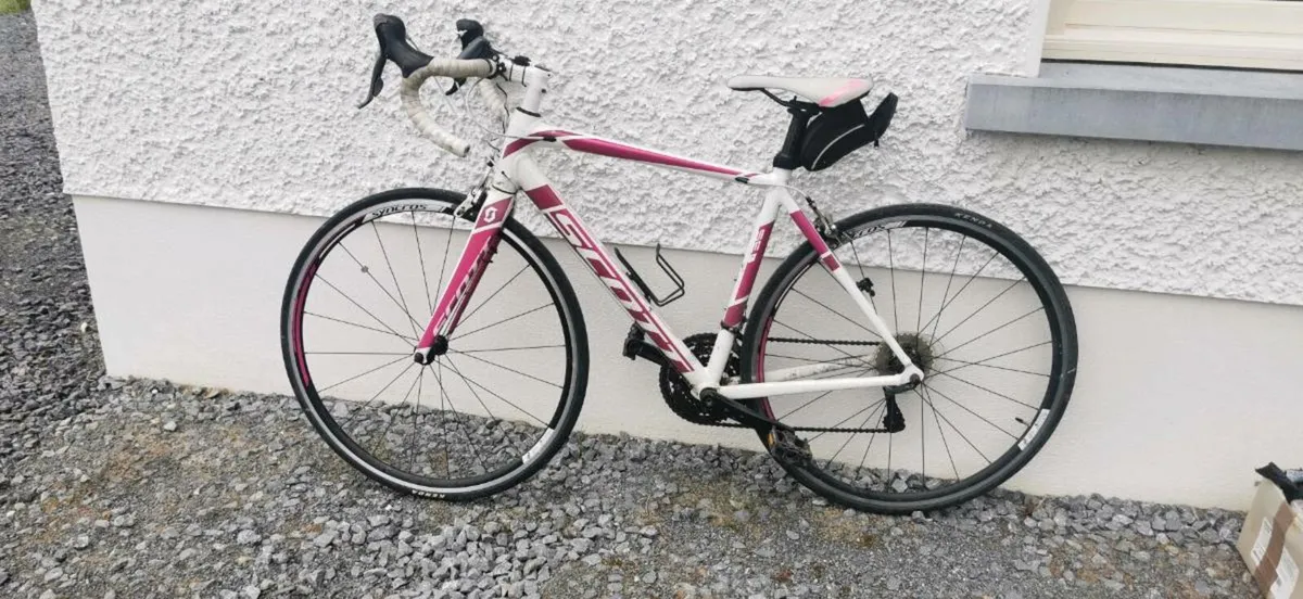 Scott contessa road bike - Image 1