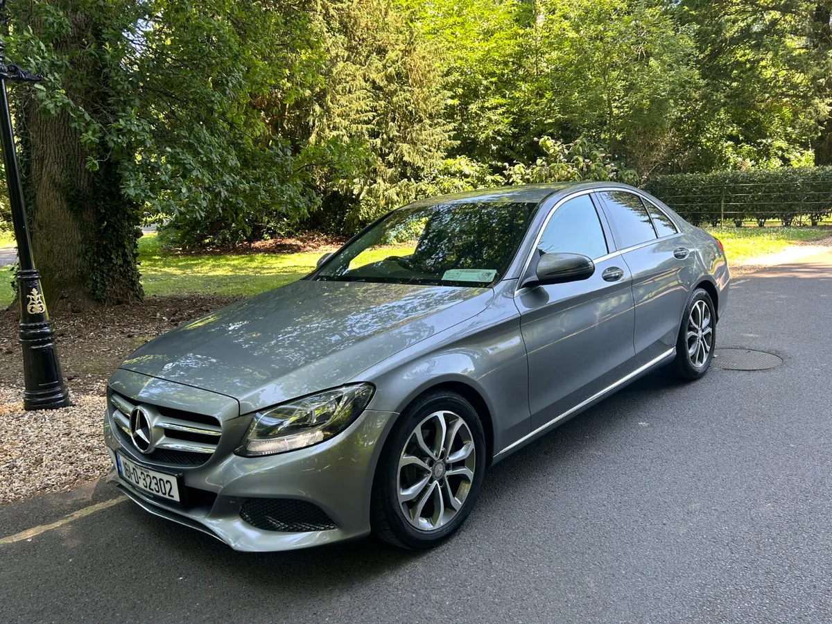 2016 Mercedes-Benz C180 D Automatic - Image 3
