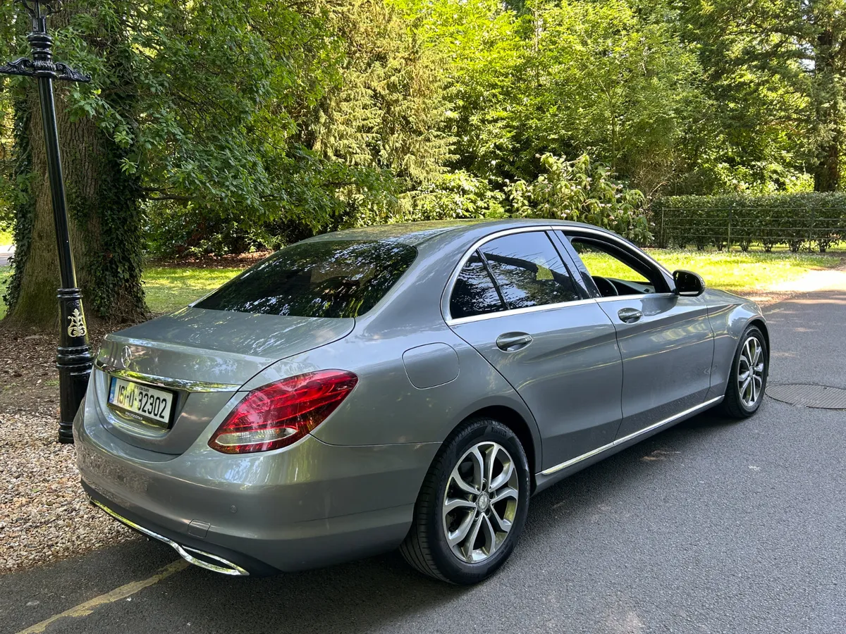 2016 Mercedes-Benz C180 D Automatic - Image 2