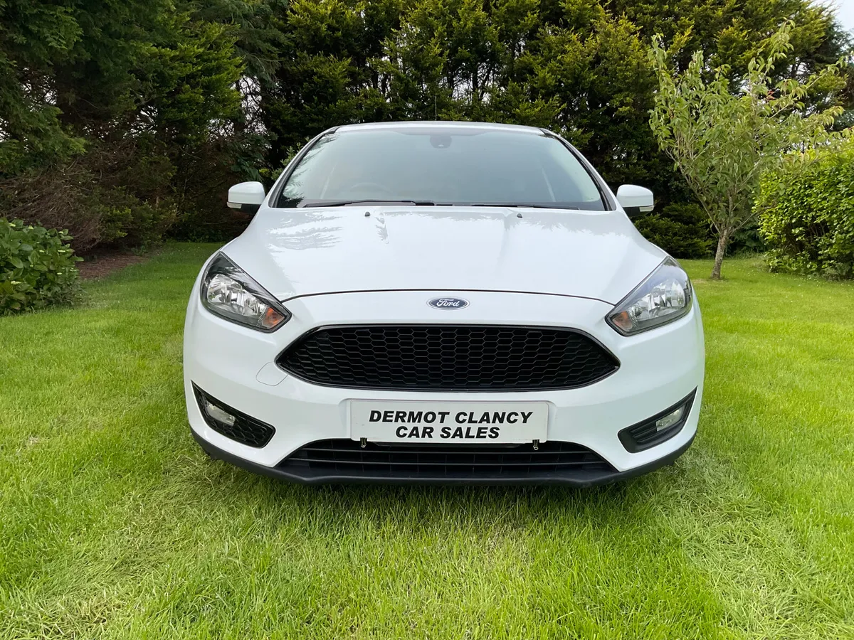 2016 Ford Focus Zetec 1.5 TDCI **Just 77206 Miles* - Image 3