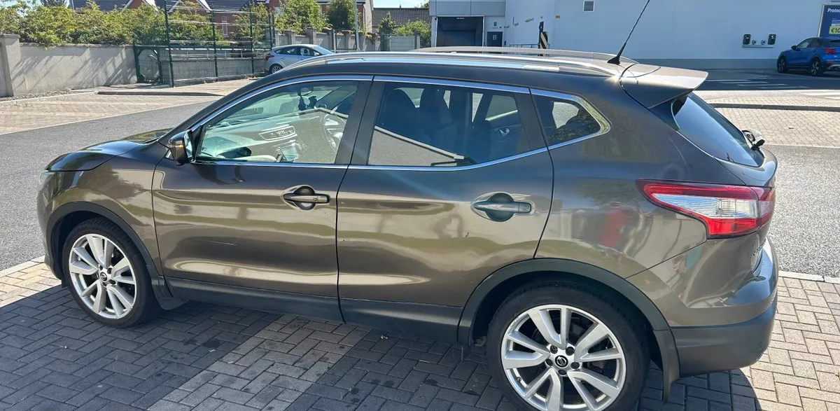 Nissan Qashqai 2015 - Image 3