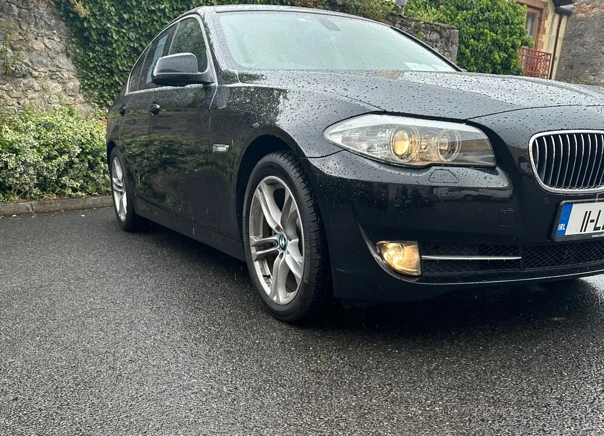 BMW 5-Series F10 2011 SE - Image 4