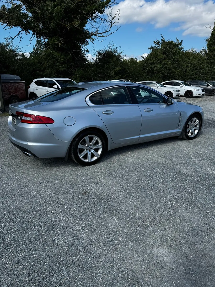 Jaguar XF 2.7 Luxury Auto NEW NCT/High Spec - Image 4