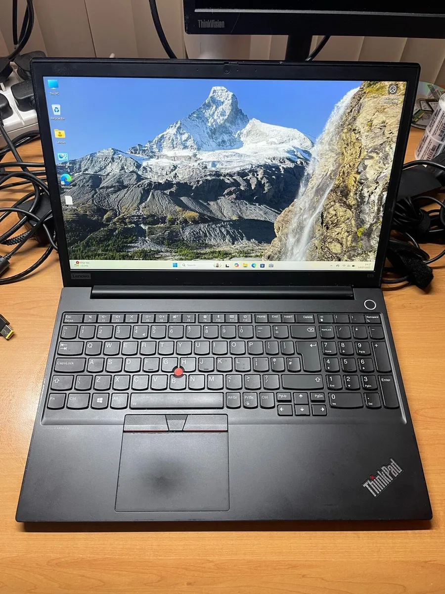 Lenovo thinkpad i5 pro 10th gen - Image 1