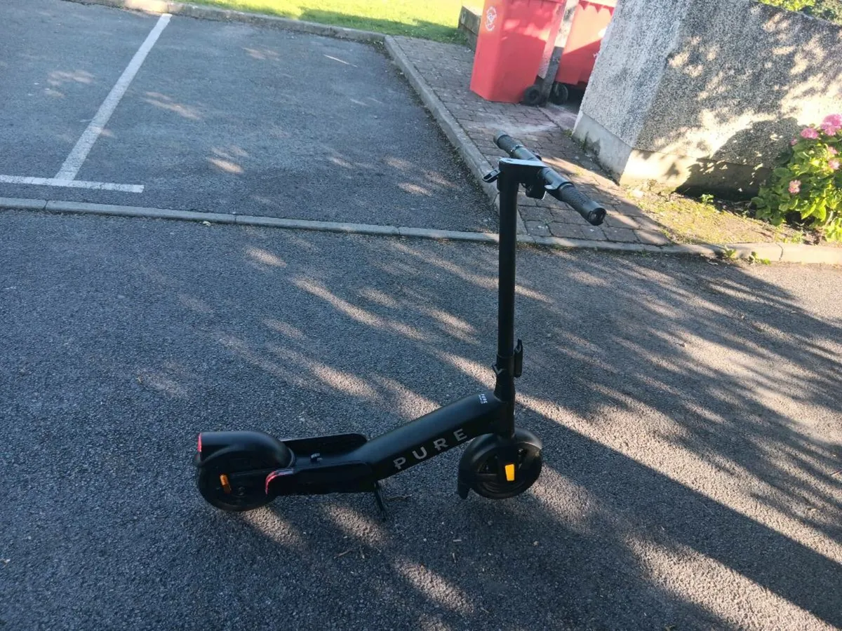 Pure advance electric scooter - Image 4