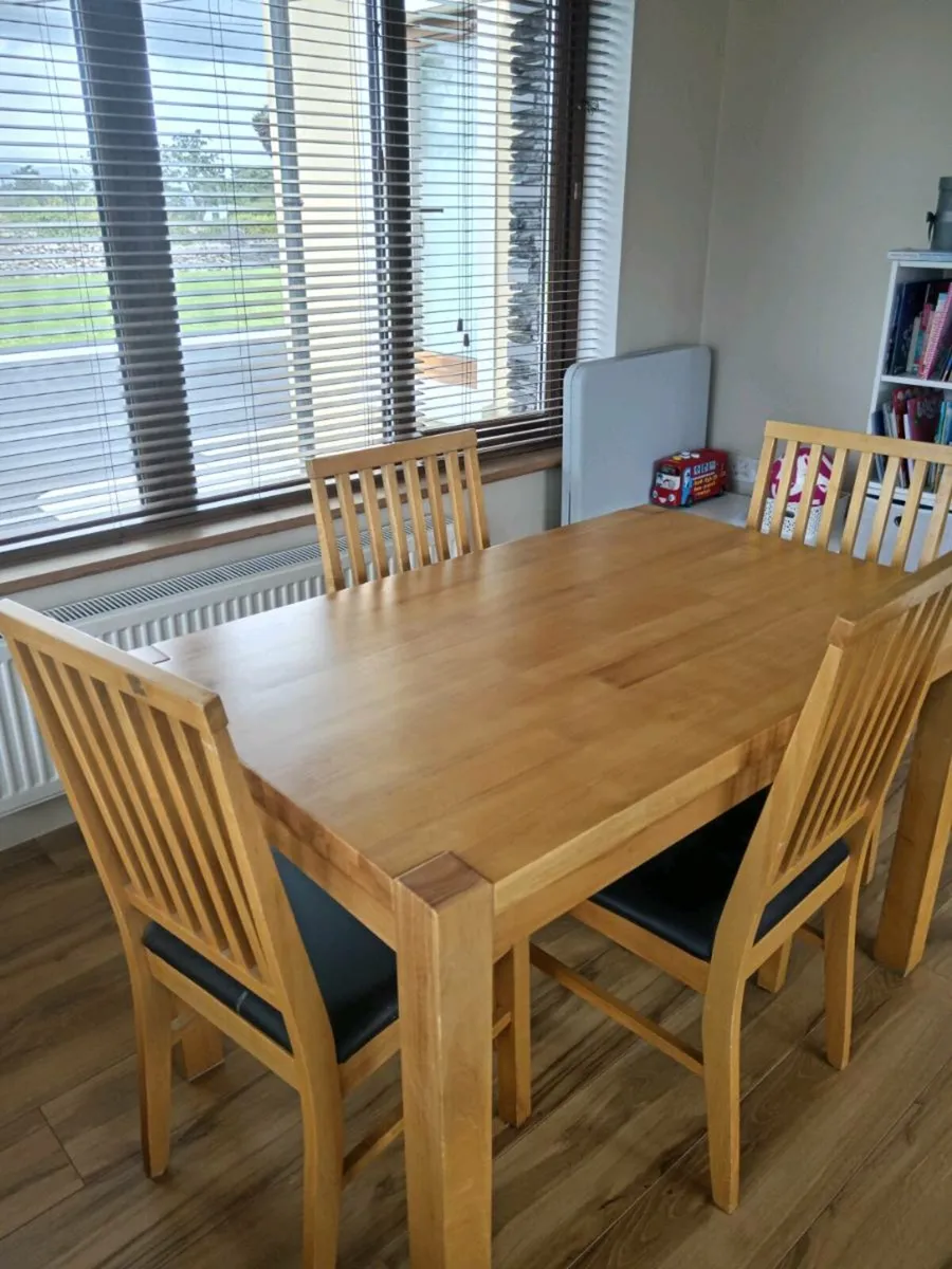 Table and chairs collect only - Image 2