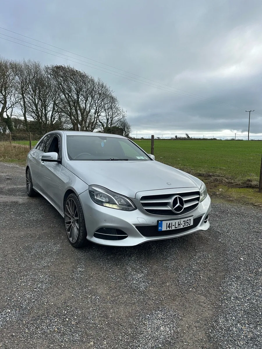 2014 Mercedes E220 - Image 4