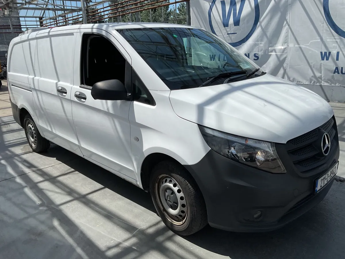 Mercedes-Benz Vito 2021 for Aucion - Image 2