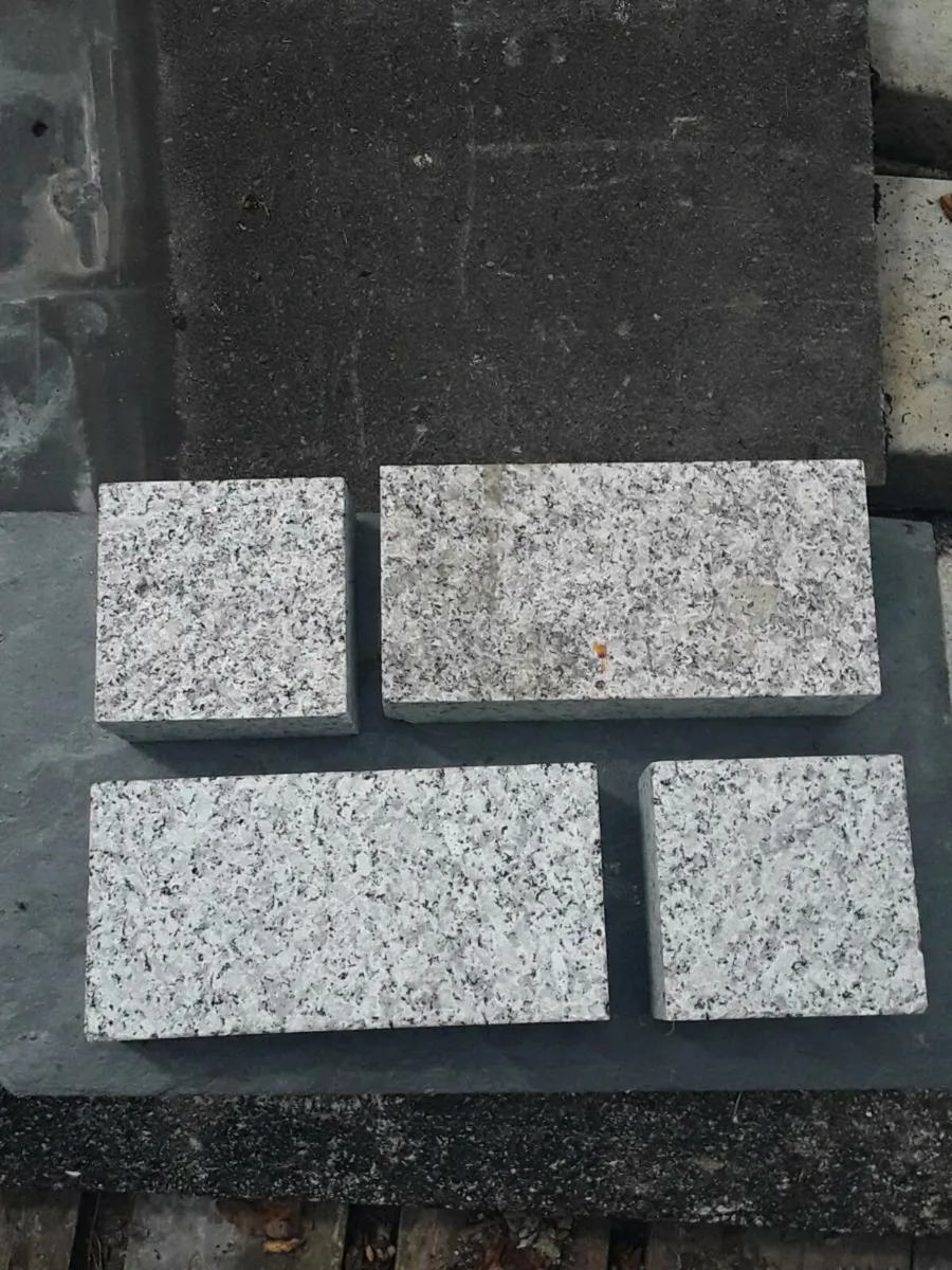 New granite cobble - Image 1