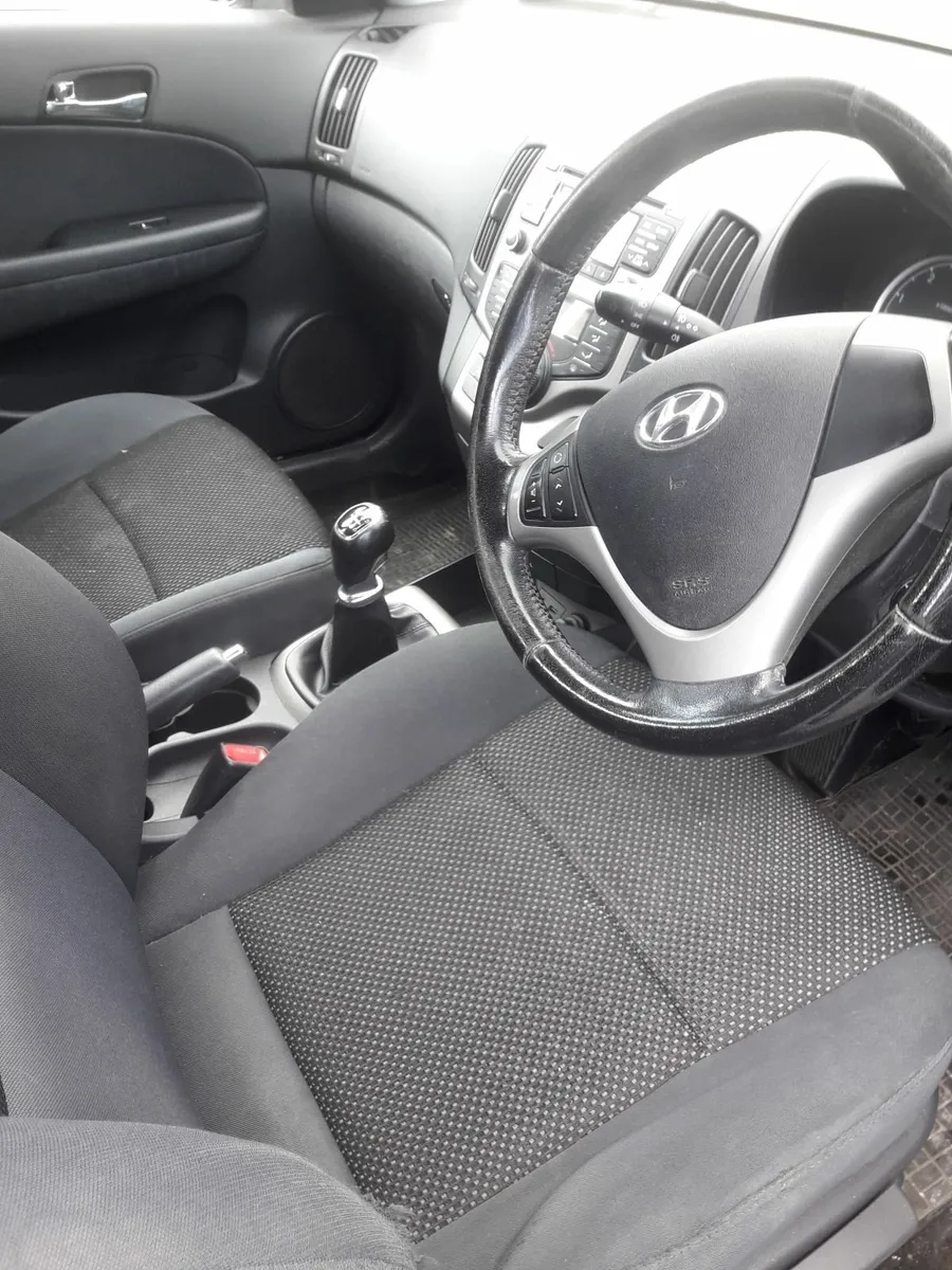 Hyundai i30 2011 - Image 4