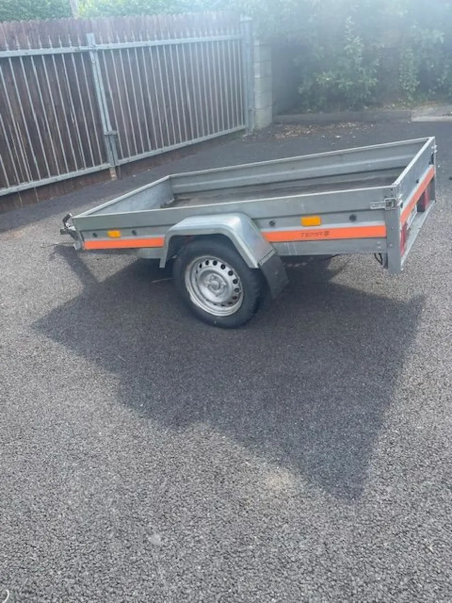 Trailer