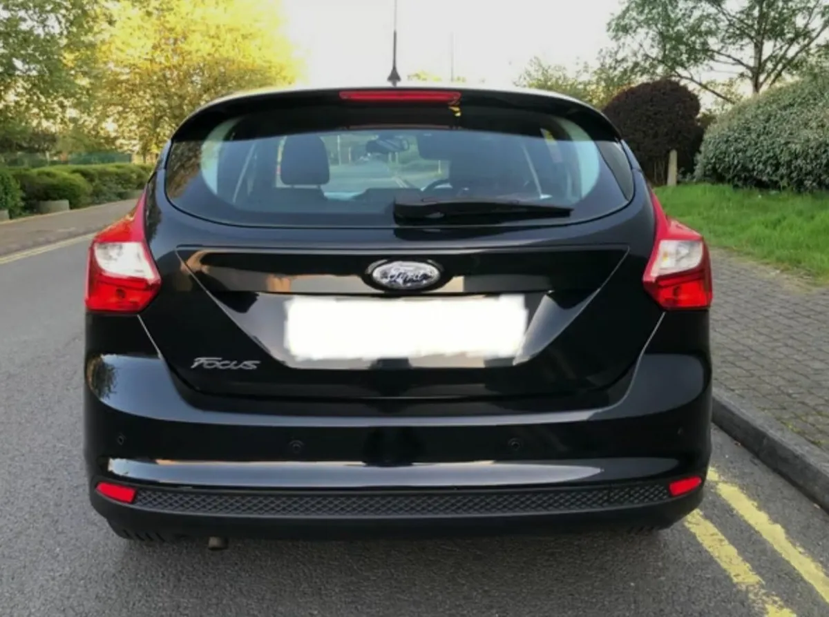 2013 Ford Focus Zetec 1.6tdci 95PS 4DR - Image 2