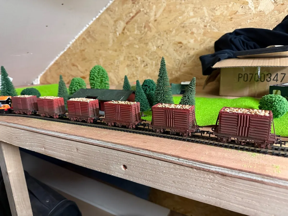 Hornby Irish beet wagons - Image 1