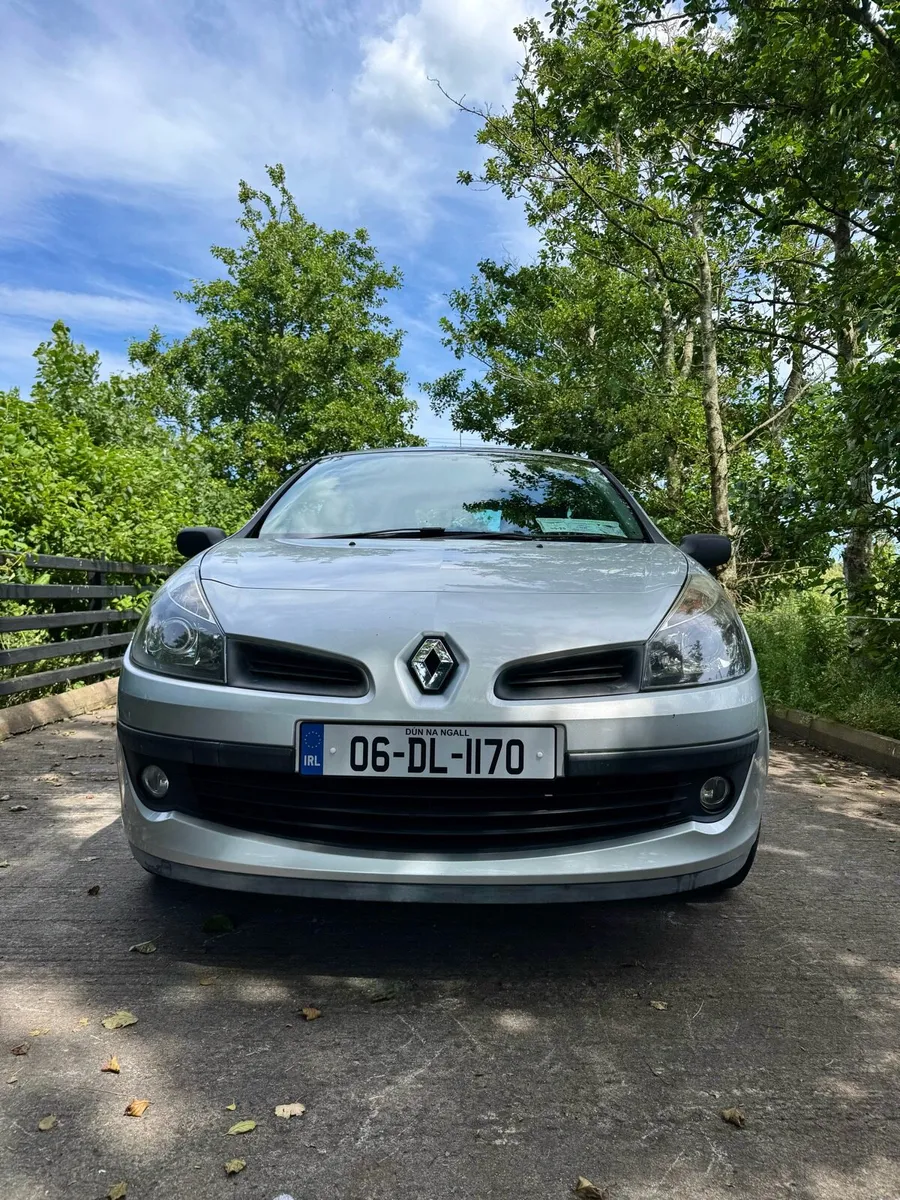 Renault Clio3 - Image 1