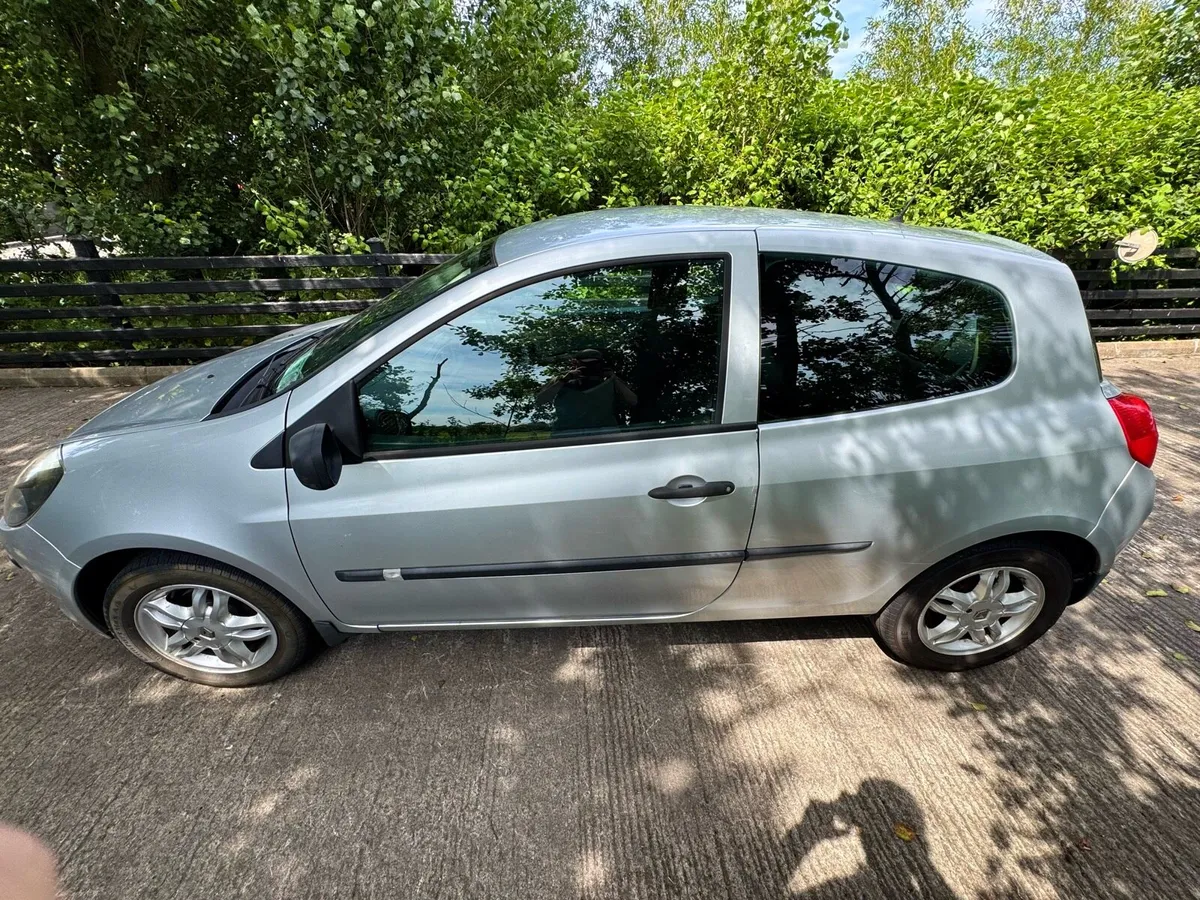 Renault Clio3 - Image 4