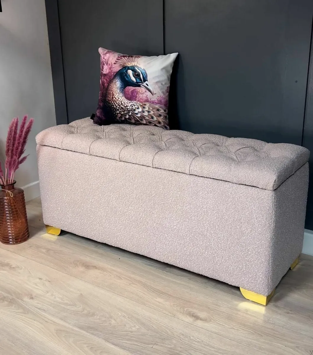 Bouclé Ottoman with Storage 100x40cm - Image 3