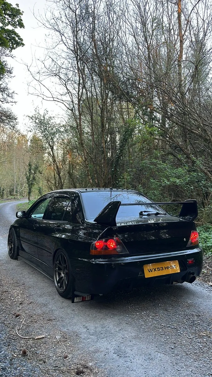 Mitsubishi evo 9 - Image 2