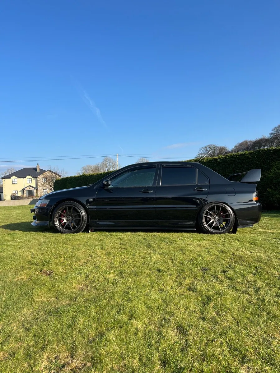 Mitsubishi evo 9 - Image 3