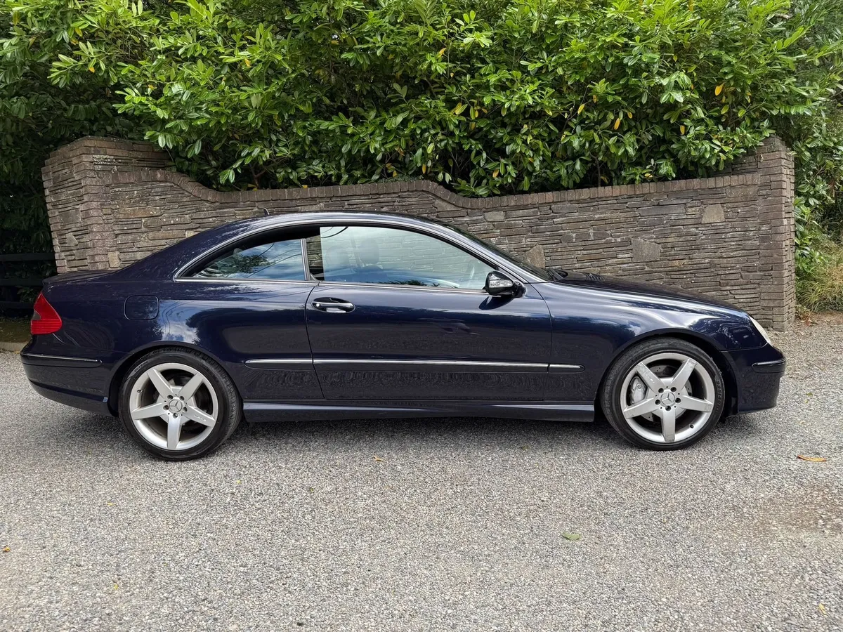 Mercedes-Benz CLK Coupe 2008 2.1 Amg Sport - Image 2