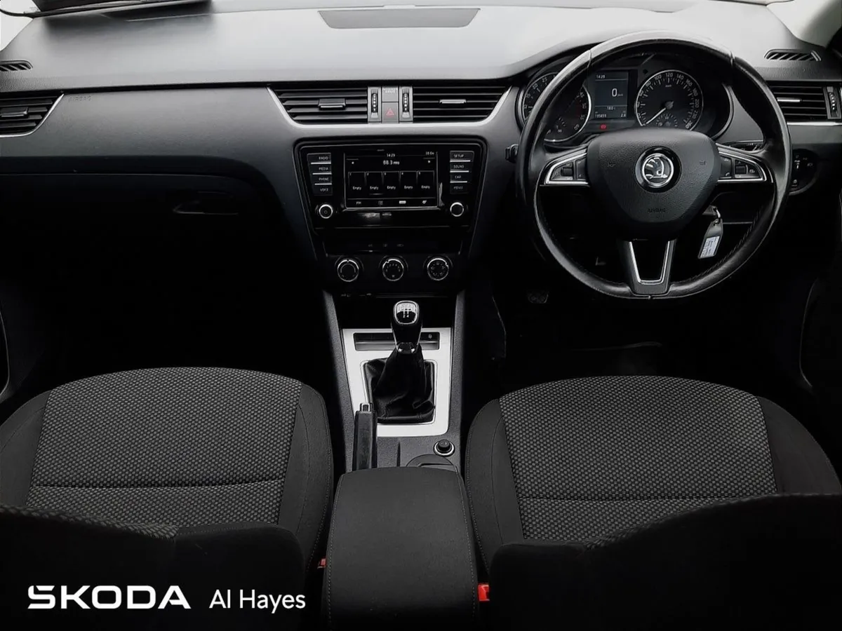 Skoda Octavia Ambition 1.6tdi 110HP - Image 2