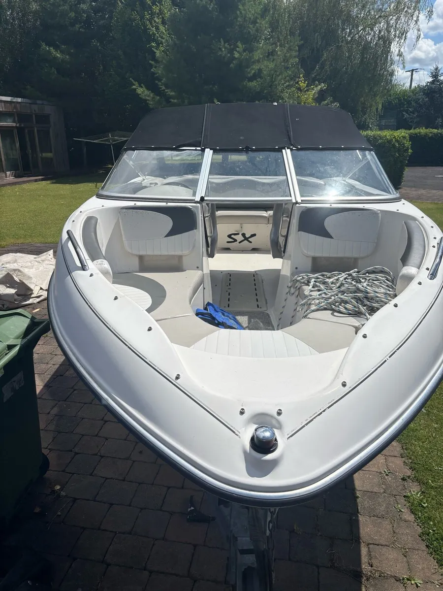 Speedboat - Image 4