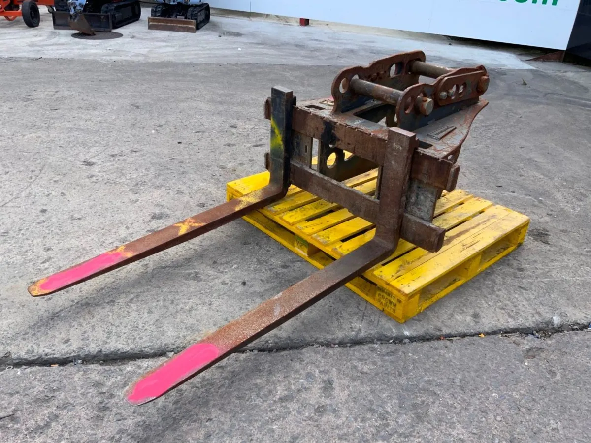 DROMONE PALLET FORK ATTACHMENT.........1323. - Image 4