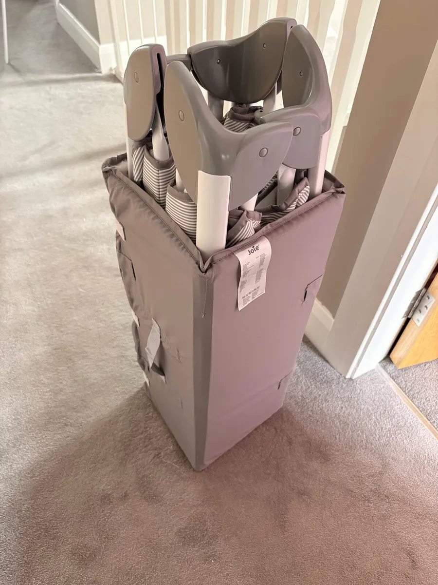Joie excursion Travel cot - Image 2