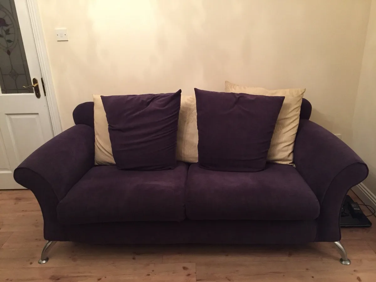 Suite of furniture - Image 2