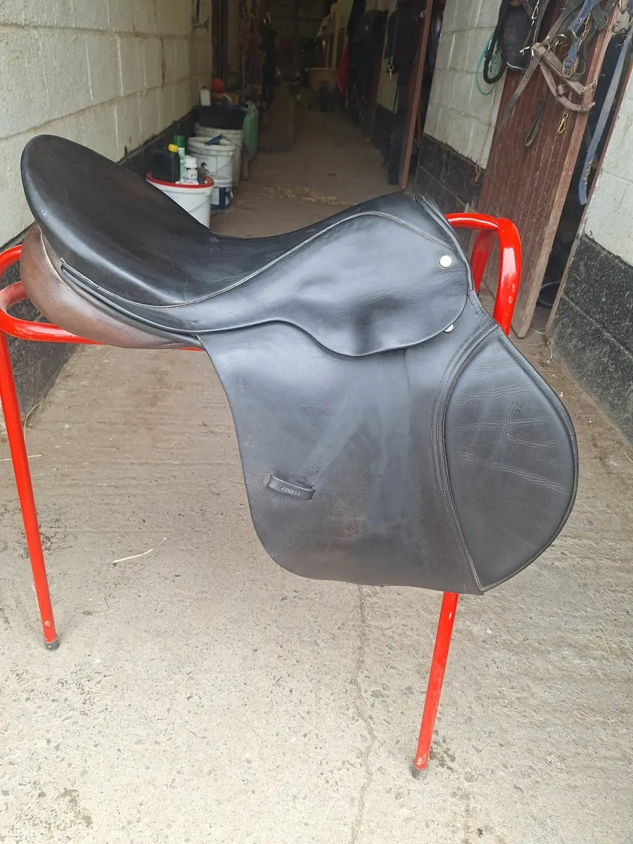 17.5 Inch - GP- BERNIE SADDLE - Image 2