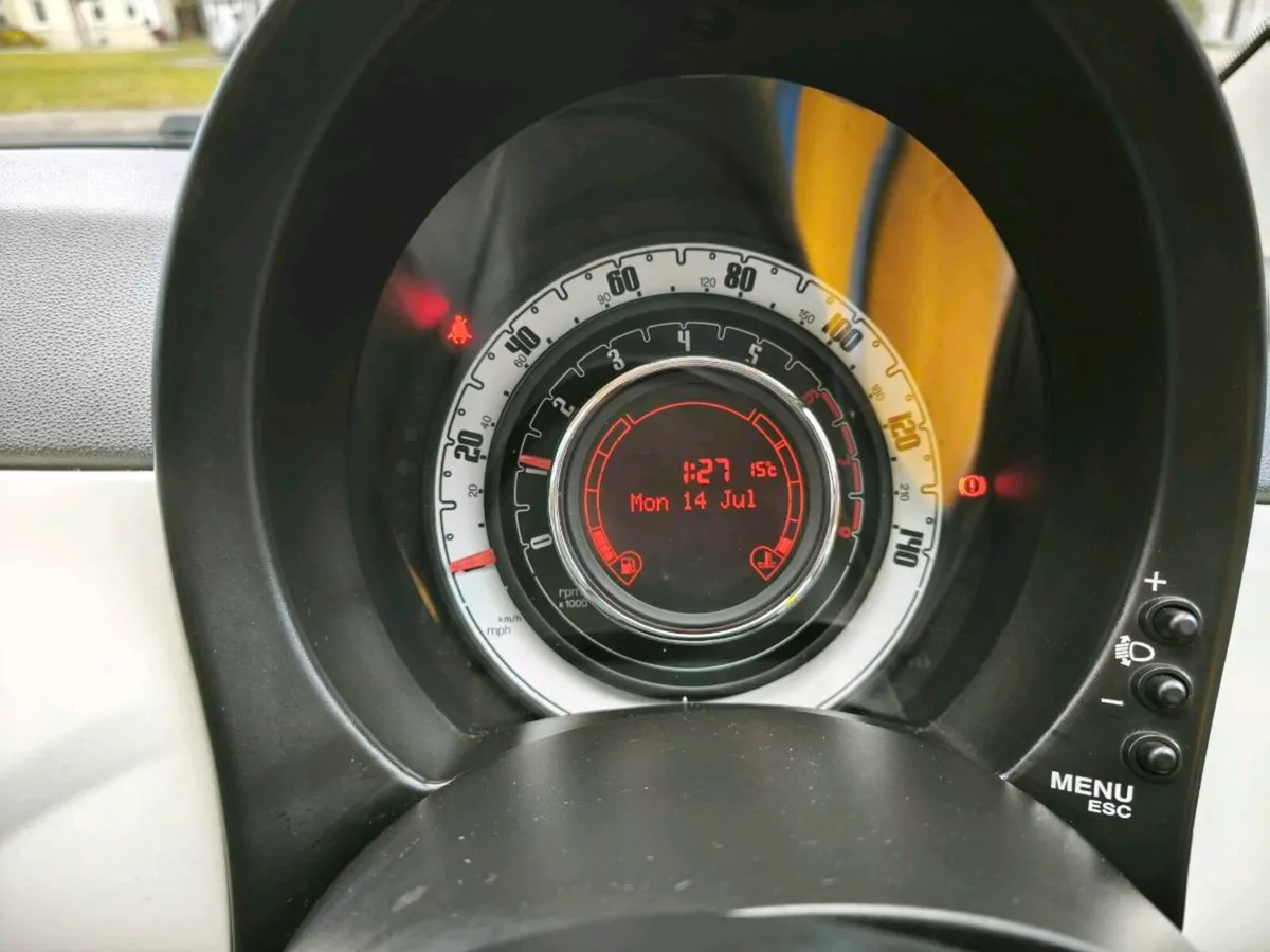 Fiat 500 Lounge 1.2L Petrol - Image 4