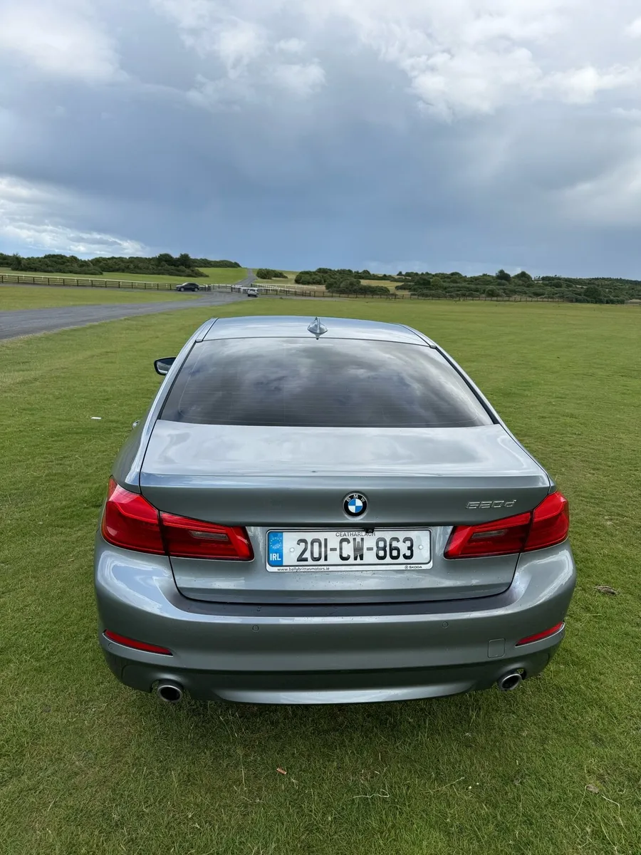 BMW 5 Series 520D SE - Image 2