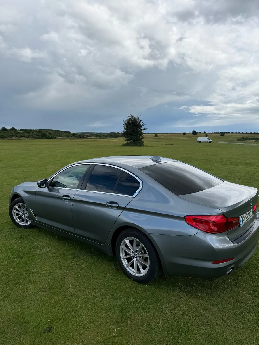BMW 5 Series 520D SE - Image 4