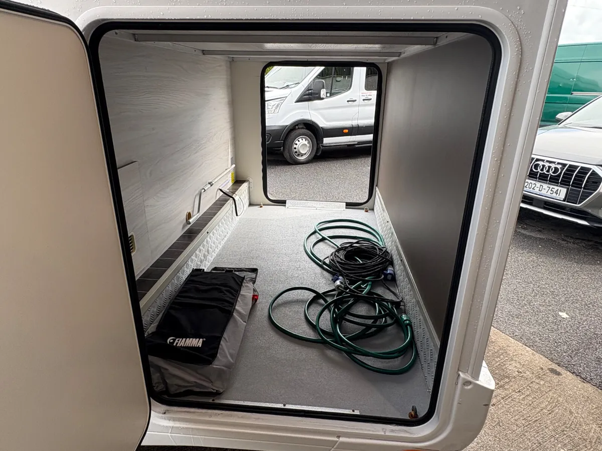 2025 Ford Rimor 5 Berth Camper - Image 4