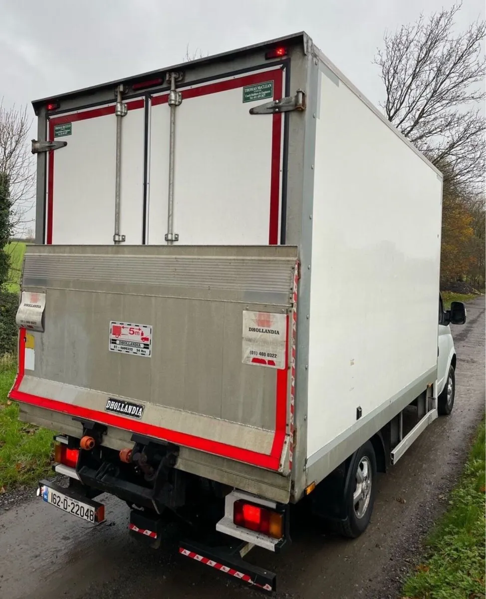 LDV Boxbody Taillift 2016 DOE 11/25 - Image 4