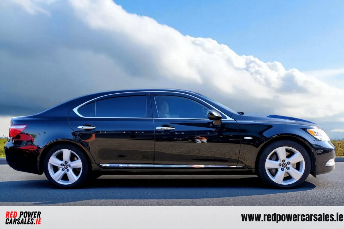 Lexus LS600HL 4WD 2008 -LOW KM - Image 2