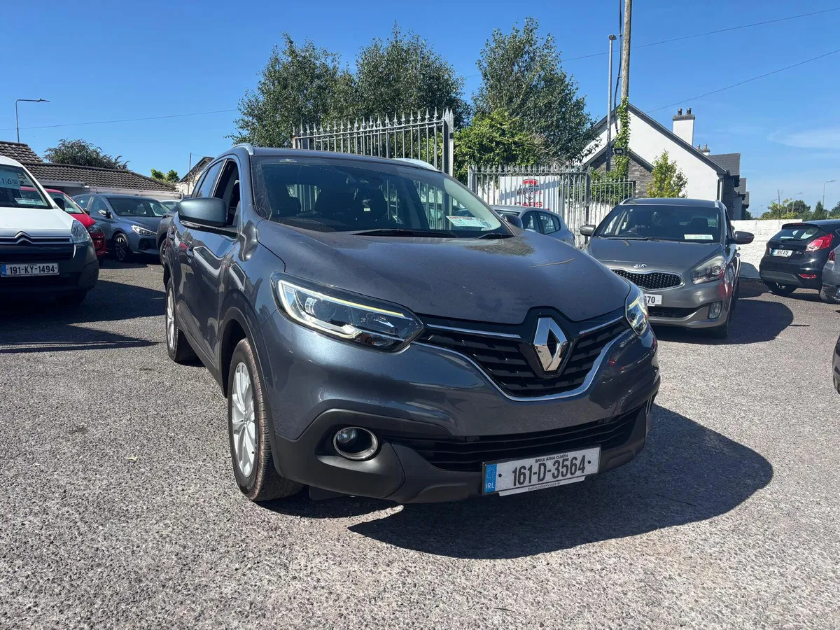 Renault Kadjar 2016  1.5DCI    LOW  MILEAGE  SUV - Image 1