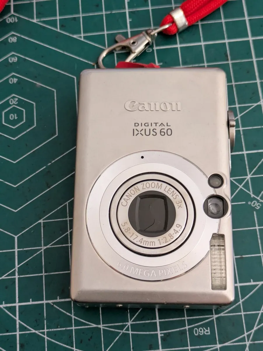 Canon IXUS 60 6MP CCD 🌈 digital compact camera - Image 2