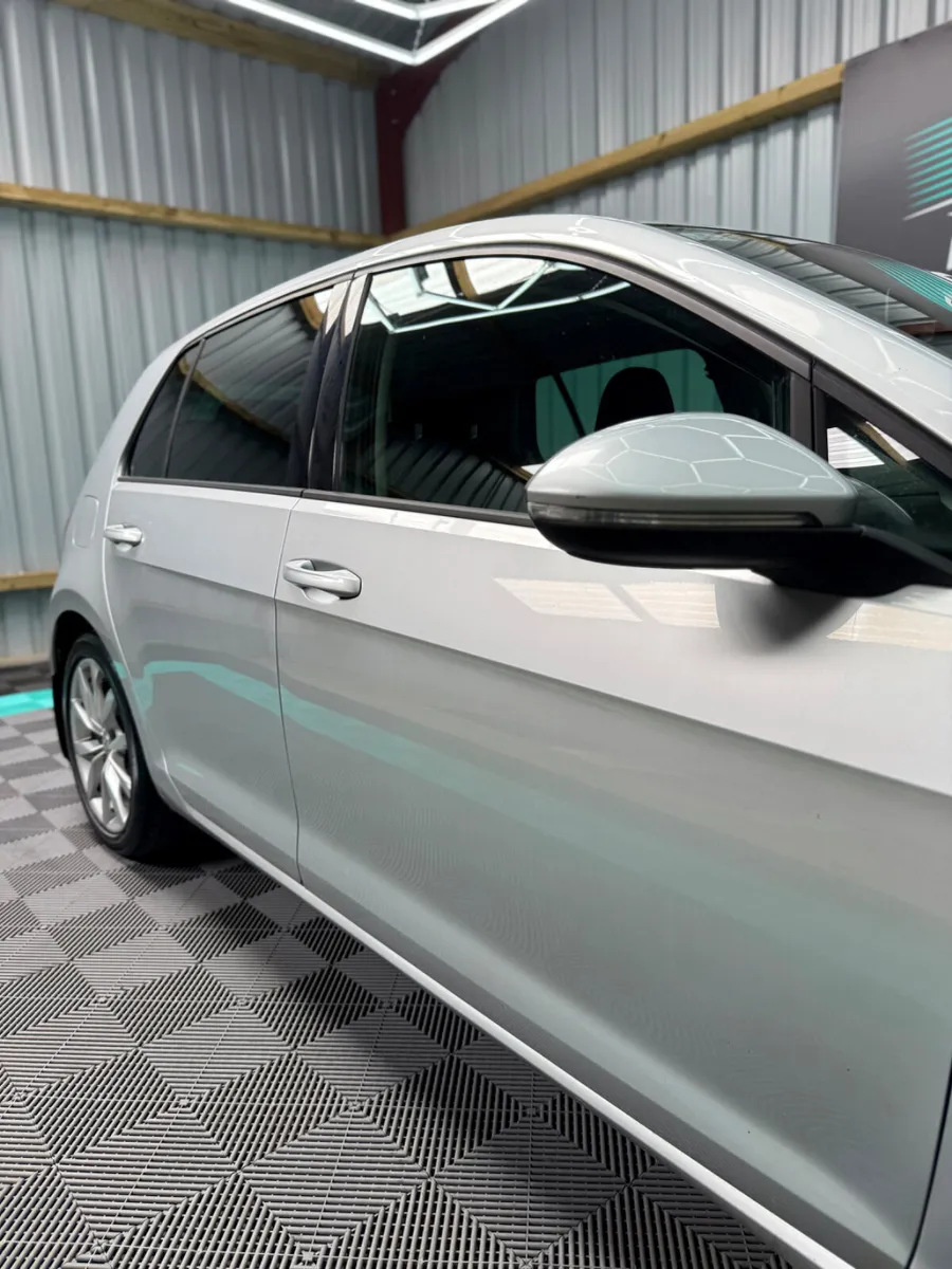Volkswagen Golf 2015 - Highline + Auto - Image 2