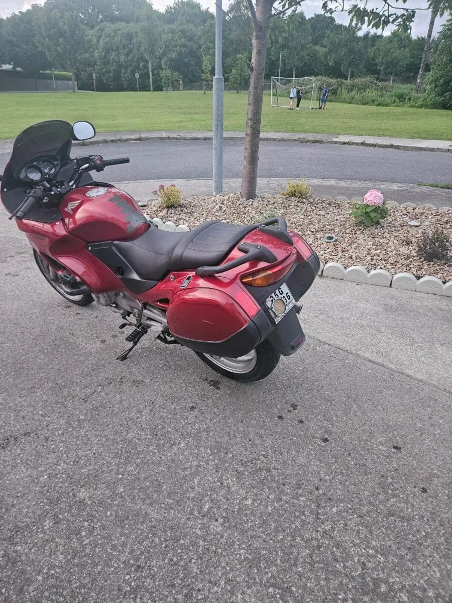 Honda Deauville 650 - Image 3